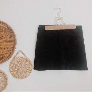 🚚 MOVING SALE! 🚚 Free people suede skirt